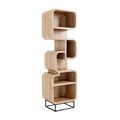 Moderne houten boekenkast met unieke vormgeving